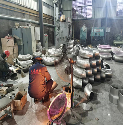 बट वेल्ड 90 डिग्री स्टील पाइप फिटिंग डीएन 15 जेआईएस बी 2313 सीमलेस कार्बन स्टील