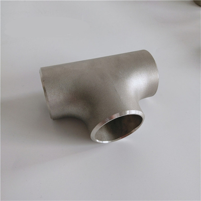 ASME B16.9 DN50 कार्बन स्टील टीज़ सीमलेस ASTM A234 WPB समान टी पाइप फिटिंग