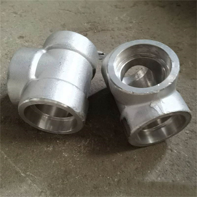 Asme 16.11 3000lbs A105 कार्बन स्टील जाली पाइप फिटिंग सॉकेट वेल्ड टीज़